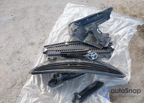 2017 Toyota Corolla Le из США, поврежденный, VIN 2T1BURHE4HC840639